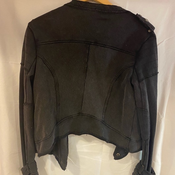 Jacket - Picture 3 of 3